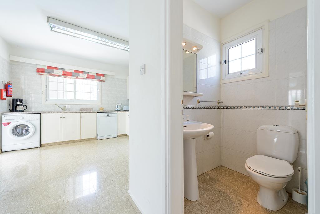 Merab Center Villas Agia Napa Kamer foto