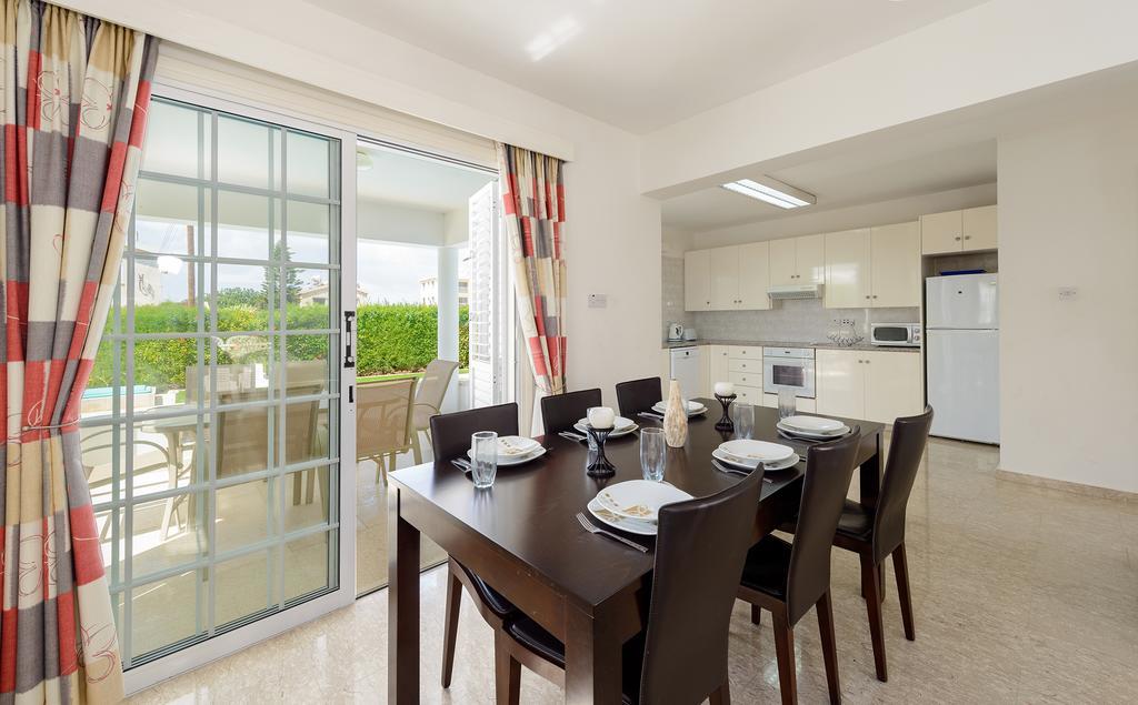 Merab Center Villas Agia Napa Buitenkant foto