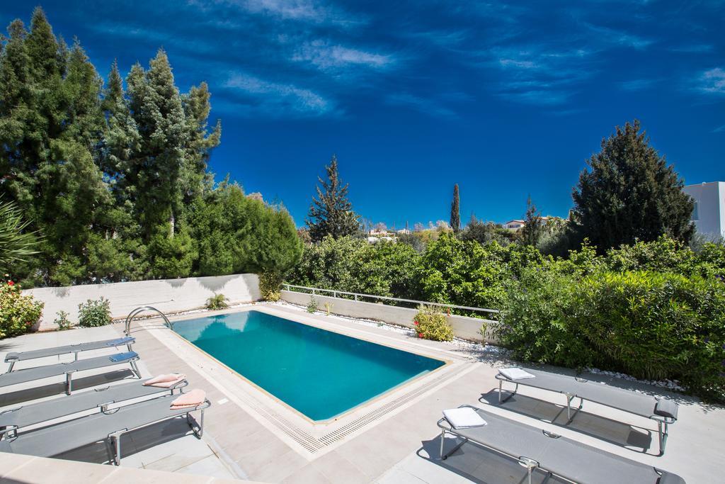 Merab Center Villas Agia Napa Buitenkant foto